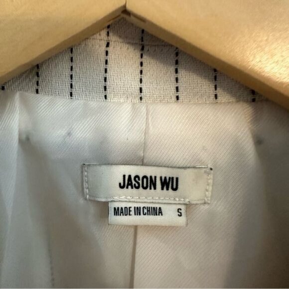 JASON WU Pin Stripped Cropped Jacket with Pockets in Cream SZ Small Blazer - Picture 11 of 12